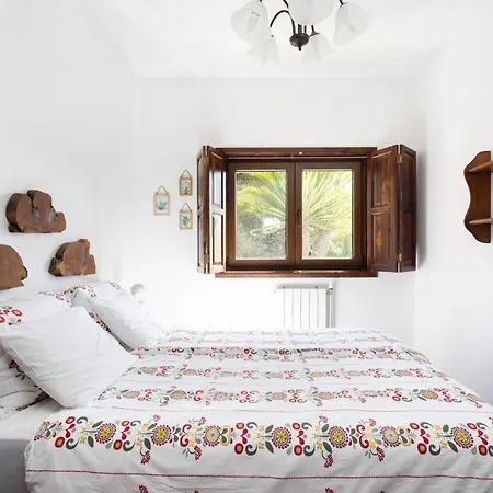 Holiday home Geranios *